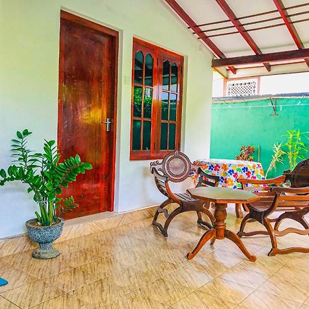 Sahana Sri Villa Бентота Экстерьер фото